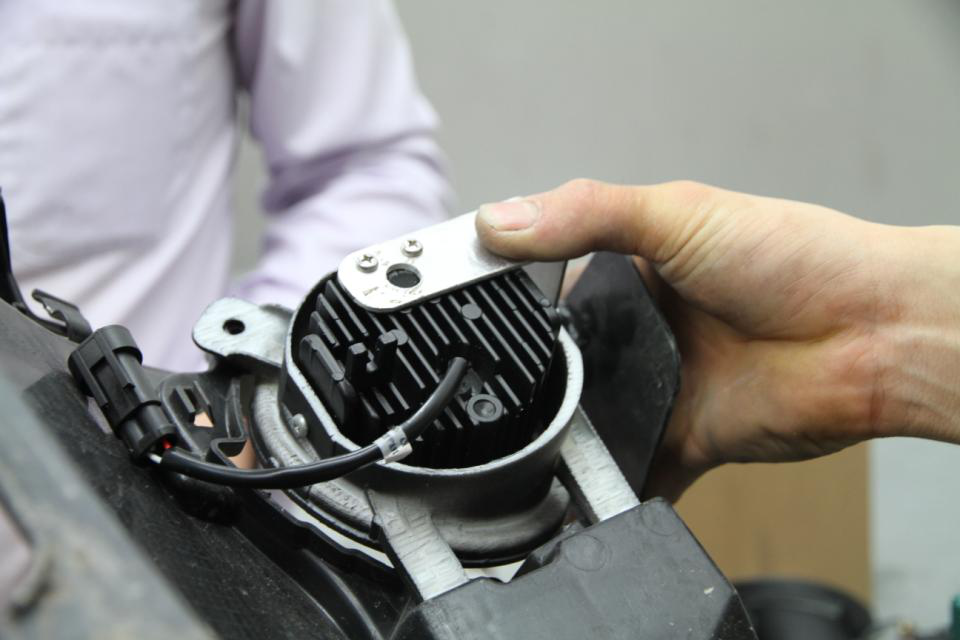 3系LED近寬燈改裝3